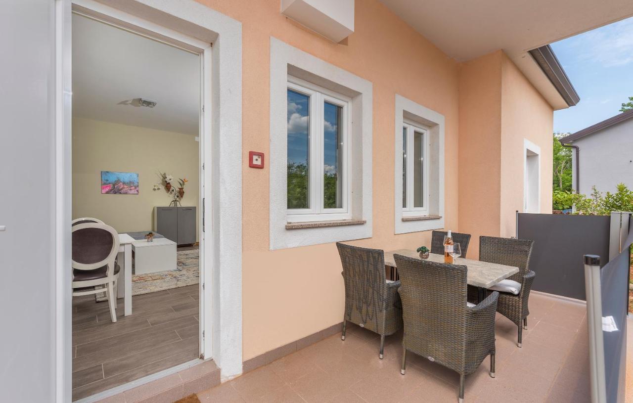Villa Ancora Savudrija Buitenkant foto