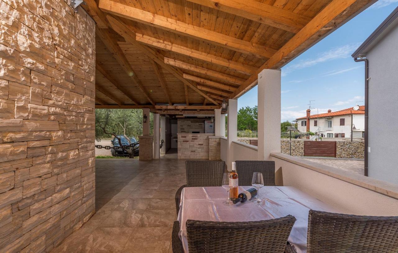 Villa Ancora Savudrija Buitenkant foto