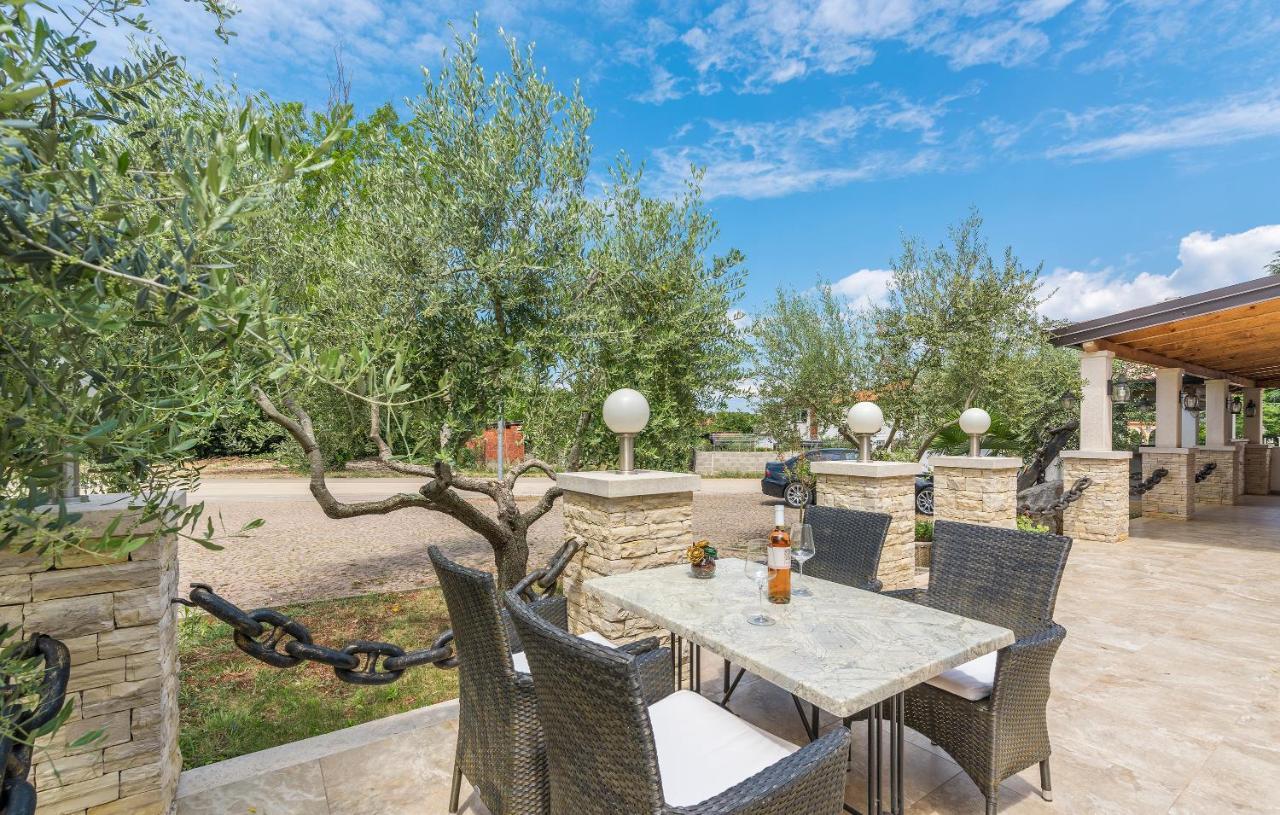 Villa Ancora Savudrija Buitenkant foto