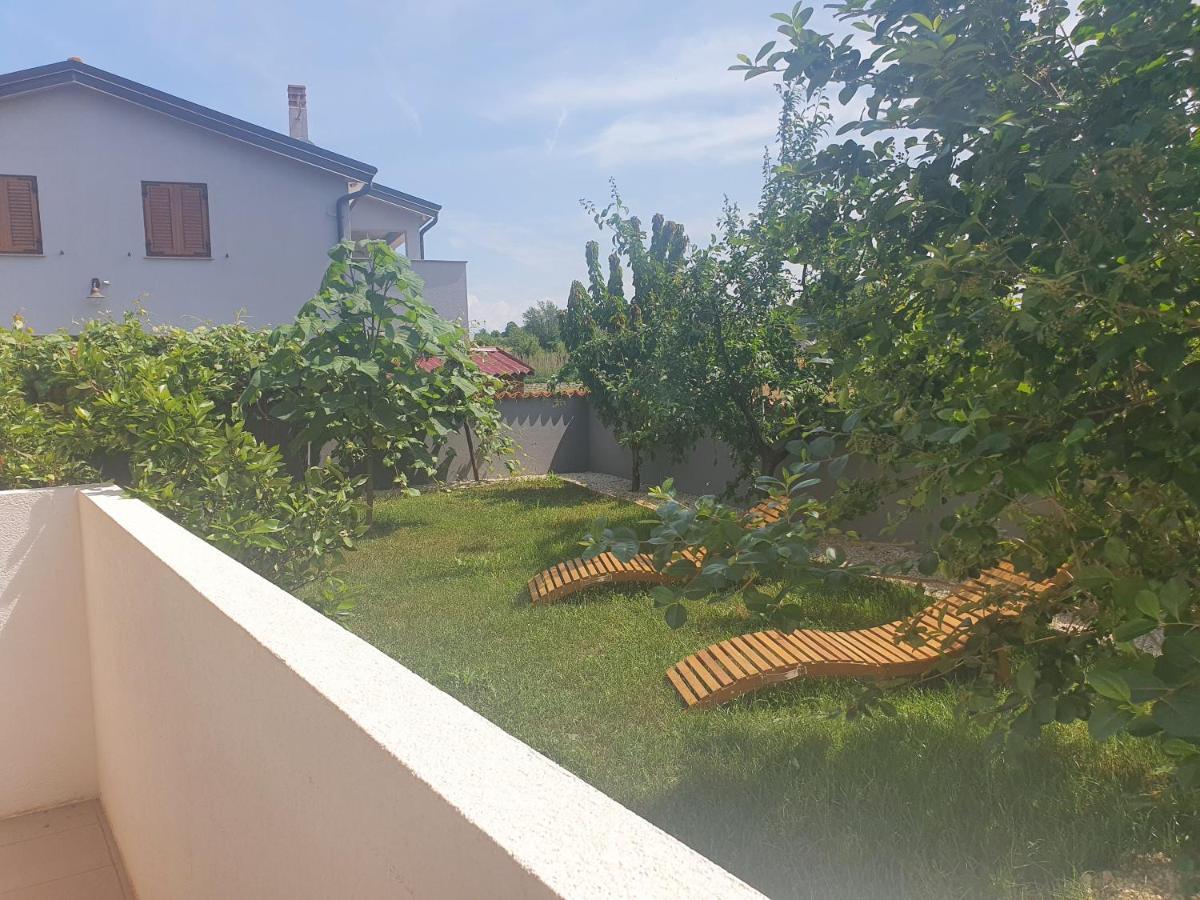 Villa Ancora Savudrija Buitenkant foto